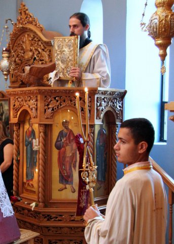 2012stmarkellaarchbishop020